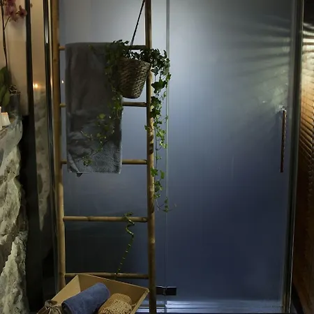 Wundergarten Dimora Dei Frati Alojamento de Acomodação e Pequeno-almoço 4*