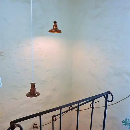 Wundergarten Dimora Dei Frati לינה וארוחת בוקר Gratteri